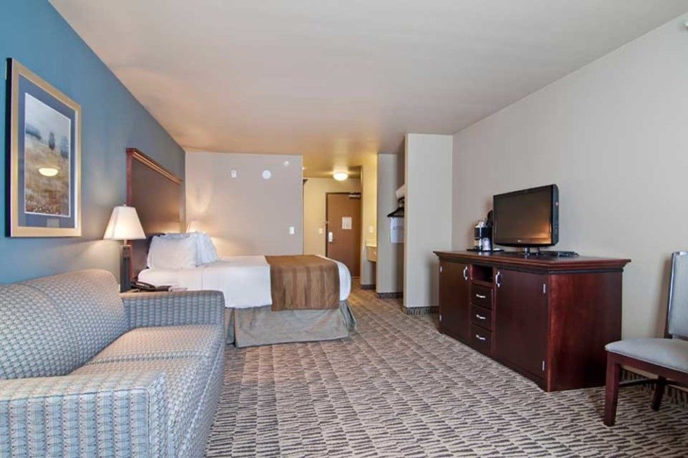 The Watford Hotel Watford City Exterior foto