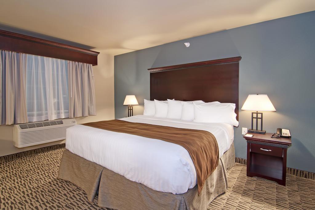 The Watford Hotel Watford City Exterior foto